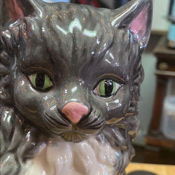Vintage Gray Ceramic Cat Figurine - Picture 6 of 6